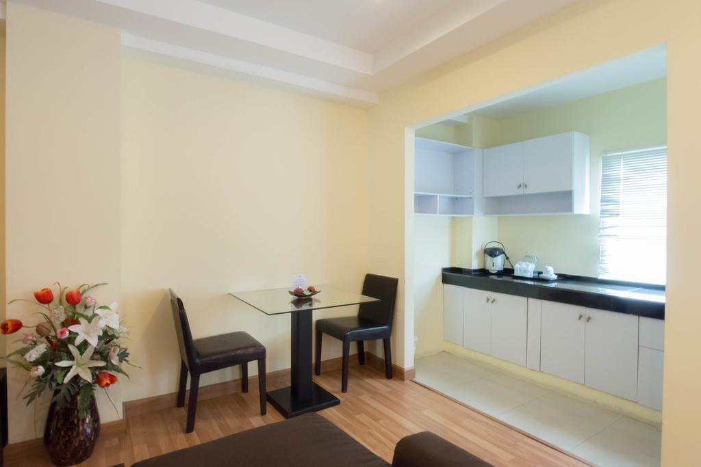 The Platinum Suite Bangkok Eksteriør billede