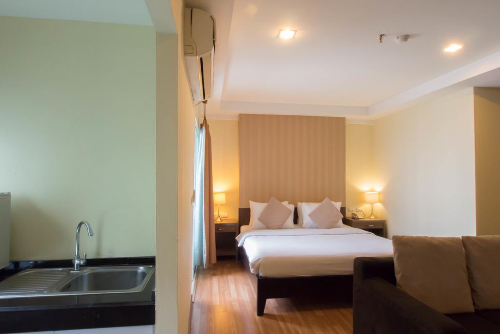 The Platinum Suite Bangkok Eksteriør billede
