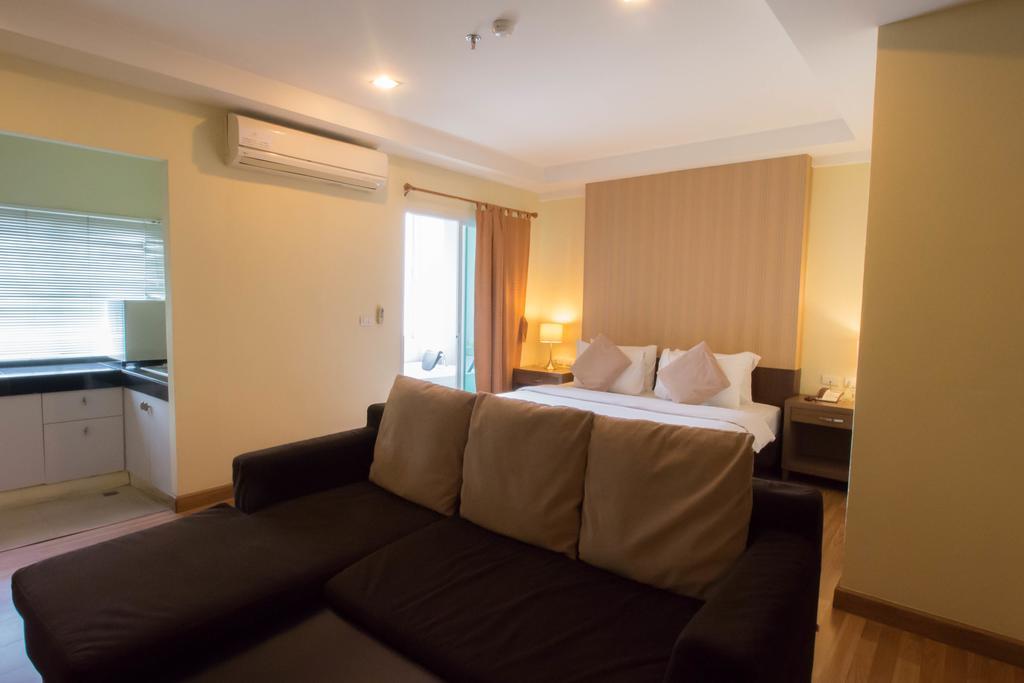 The Platinum Suite Bangkok Eksteriør billede
