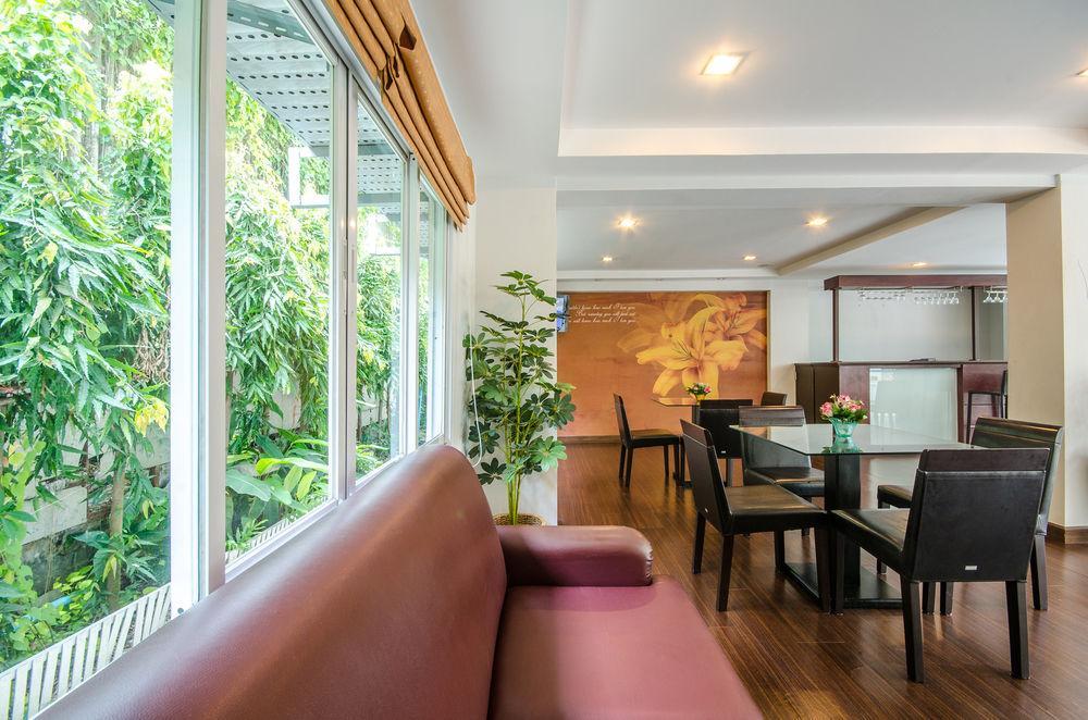 The Platinum Suite Bangkok Eksteriør billede