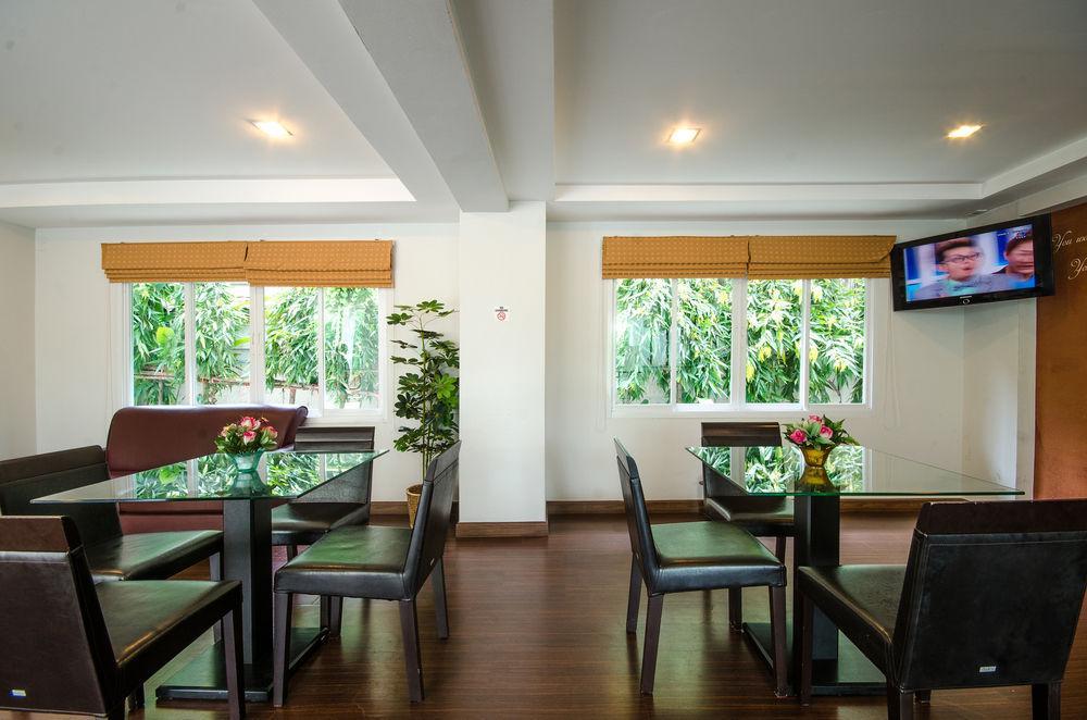 The Platinum Suite Bangkok Eksteriør billede