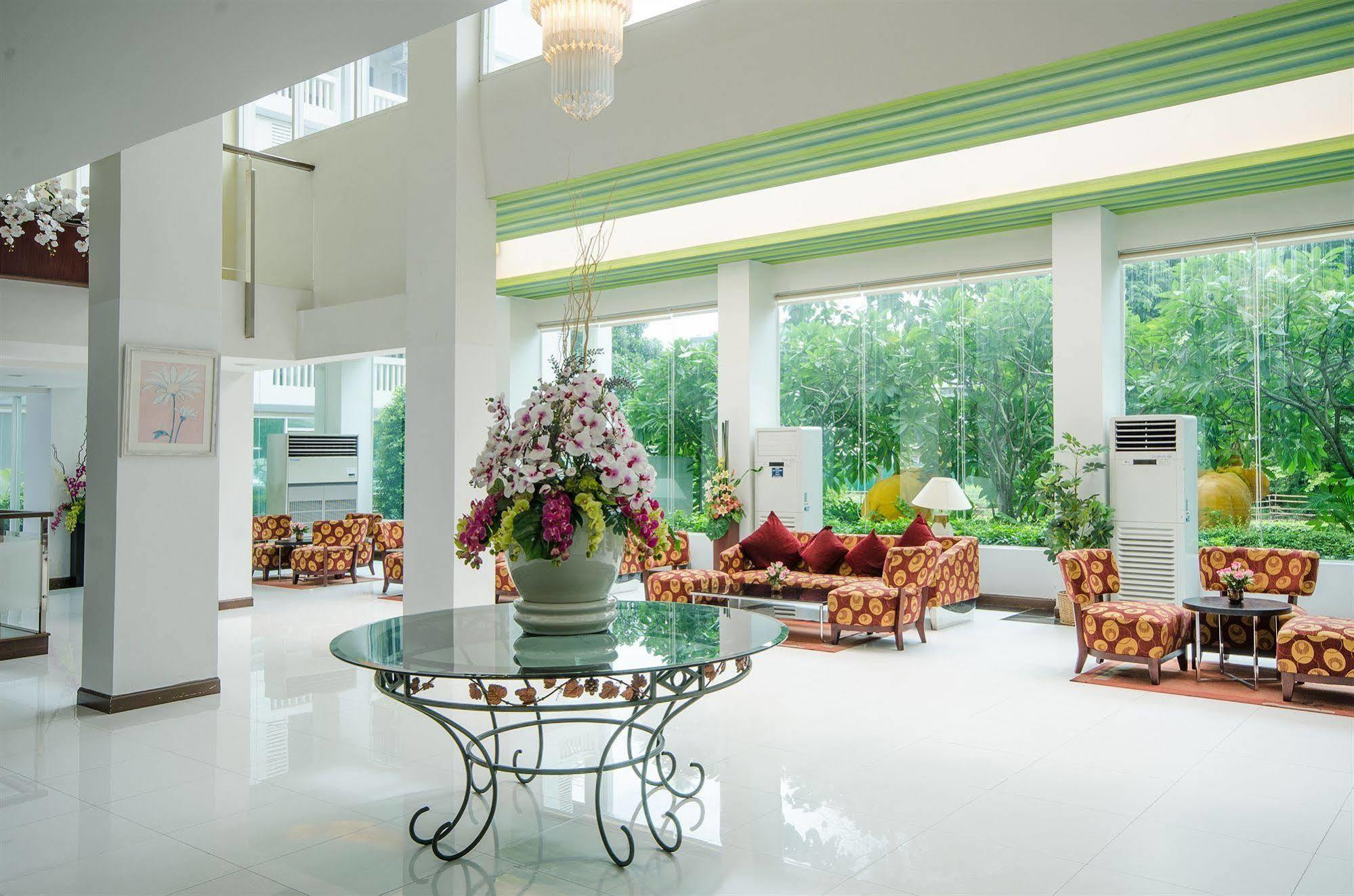 The Platinum Suite Bangkok Eksteriør billede